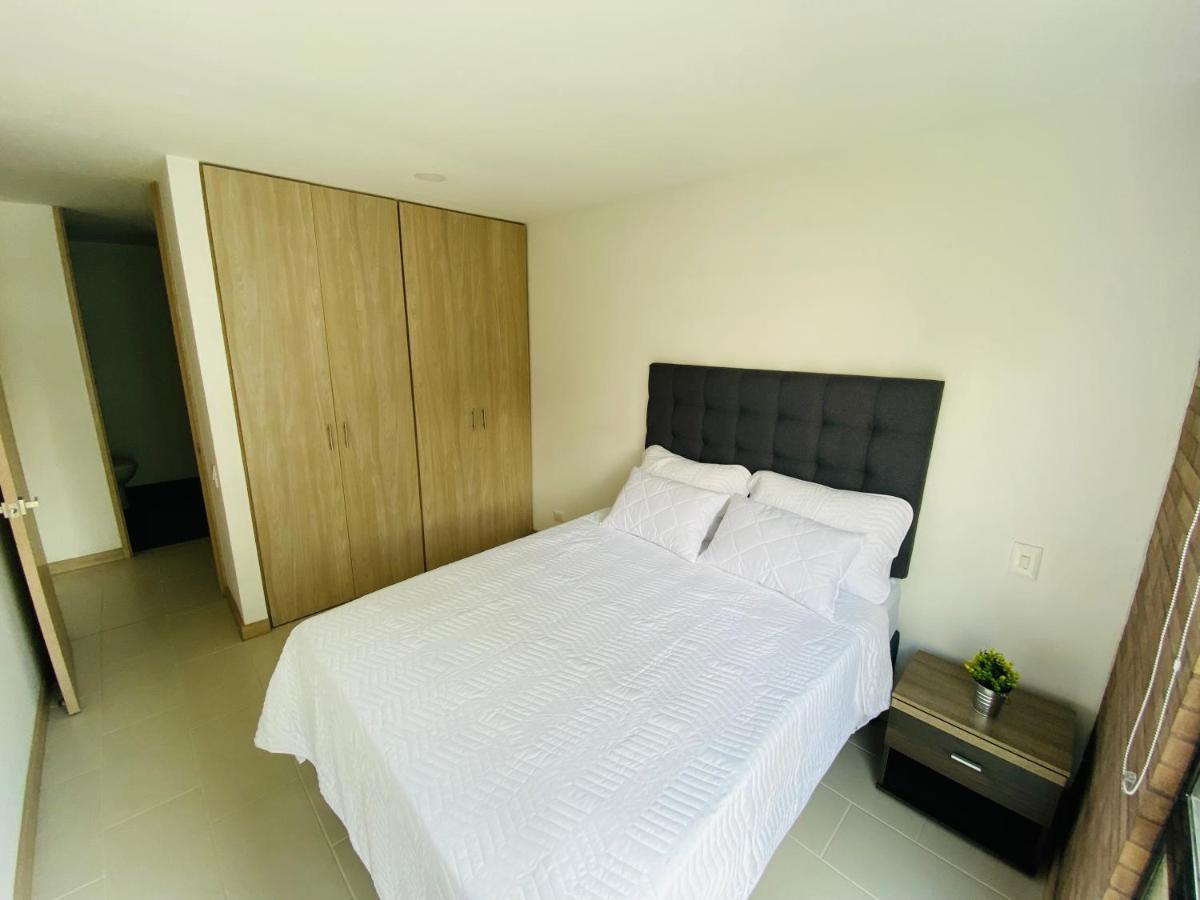 Apartamento Lauret En Laureles Medellin Exterior photo