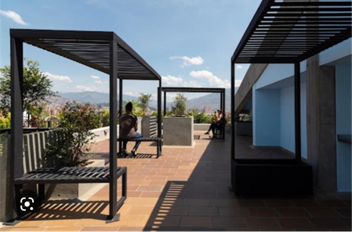 Apartamento Lauret En Laureles Medellin Exterior photo